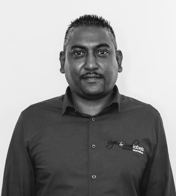 Sign and Seal Labels - Reuben Naidoo Reuben Naidoo Sign & Seal Labels